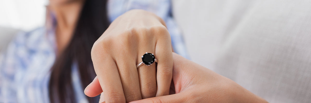 Black Onyx Is Good Gemstone For Engagement Rings Or Not?