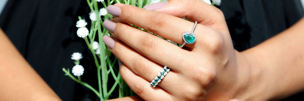 In Which Finger Should Emerald Ring be Worn