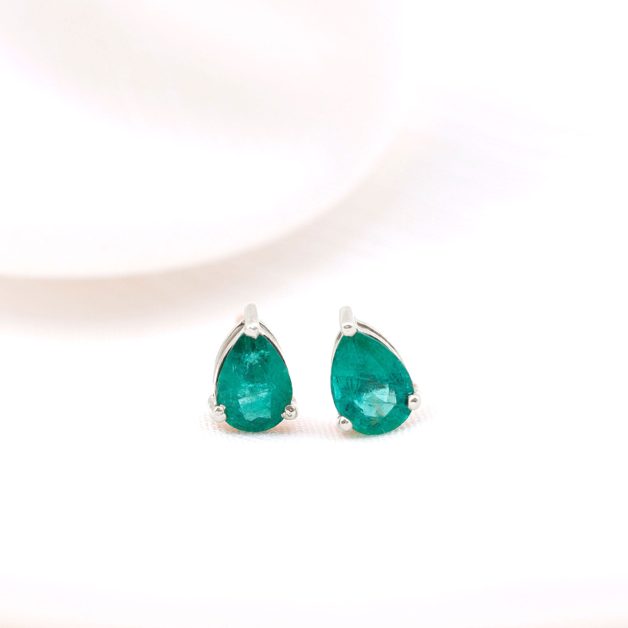 5X7 MM Pear Cut Emerald Solitaire Stud Earring Emerald - ( AAA ) - Quality - Rosec Jewels