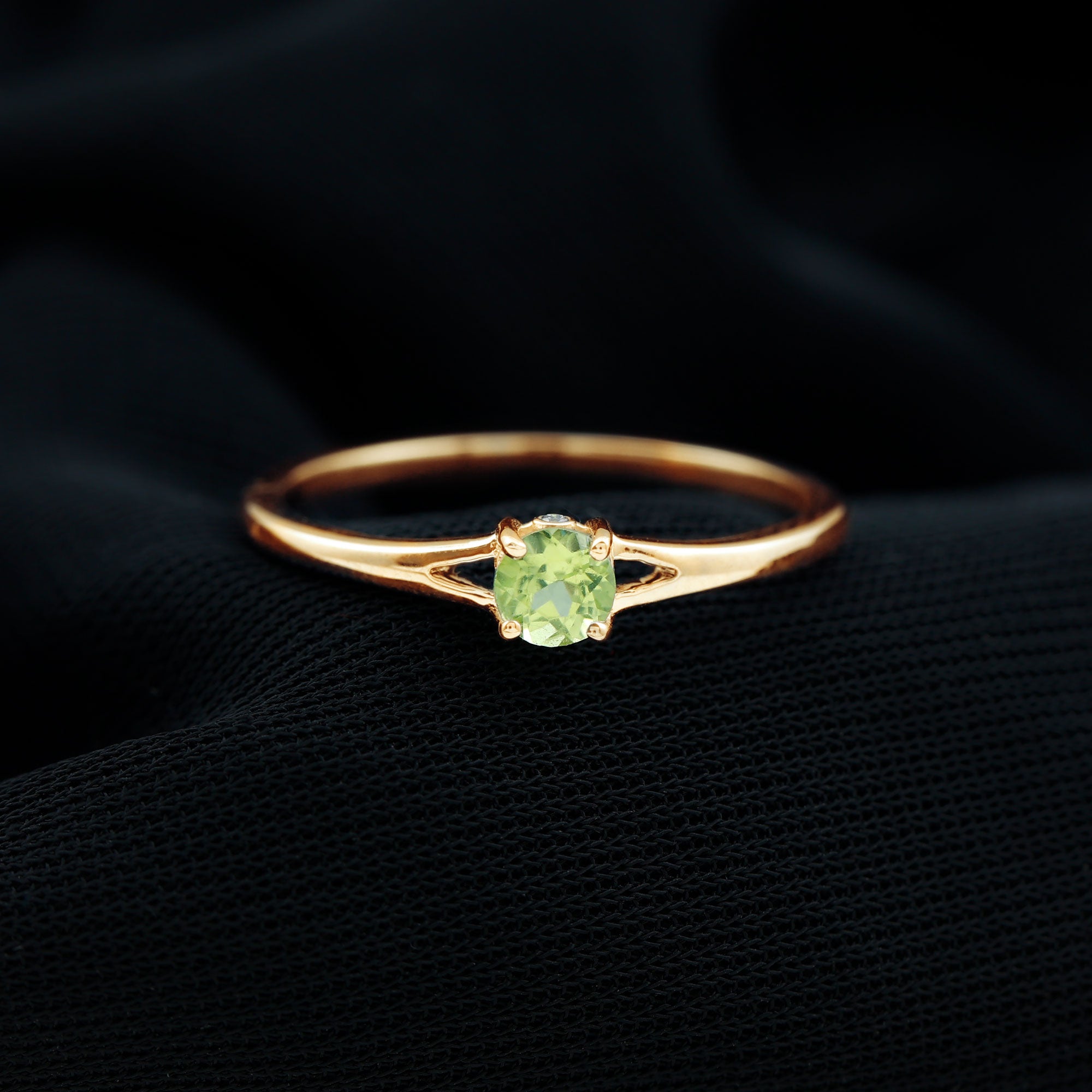 Minimal Peridot Solitaire Promise Ring in Split Shank Peridot - ( AAA ) - Quality - Rosec Jewels